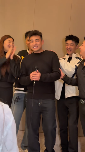 我是李佳政，一個愛唱歌的開朗大男孩