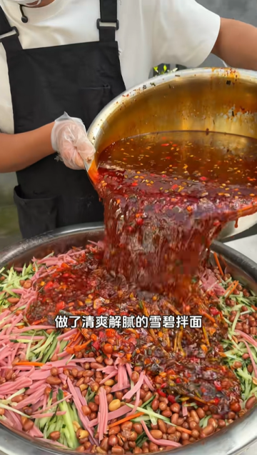 夏日爆款雪碧拌面，清爽解膩超受歡迎