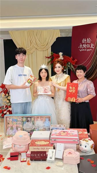 以溫柔為翼，重新養育 23 歲的佳怡
