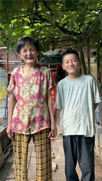 大家好，我是小軍，今年 11 歲