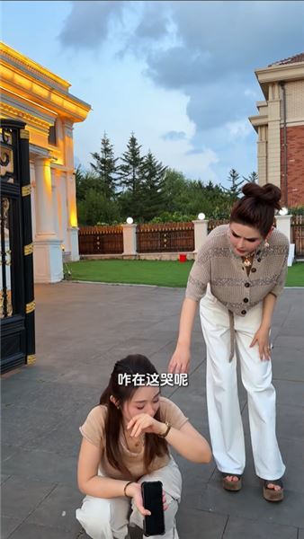 離職老員工偷偷借錢應急，我決定幫一把，希望幫他渡過難關……