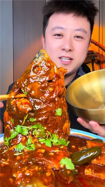 濤弟愛吃魚 —— 熱鬧真實的吃魚大隊