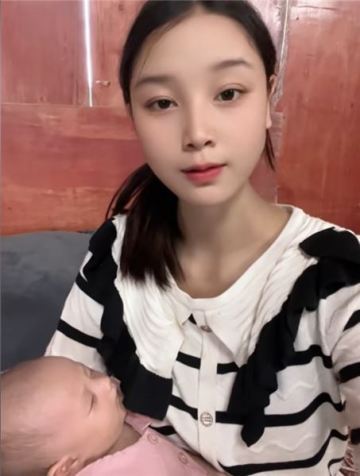 遠在老撾進退兩難：兒子大年重病纏身，牛牛被黑粉指責只顧掙錢不顧國內家人