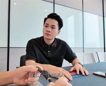 被指責高調戀愛，可沒人看見我崩潰到立下遺囑的日子