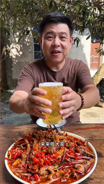 我們是黎哥、小帥：不是散場，是兄弟換了一種方式并肩