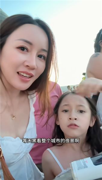 企鵝媽媽自述｜統一回復網友：男友并不是小女兒的親生爸爸