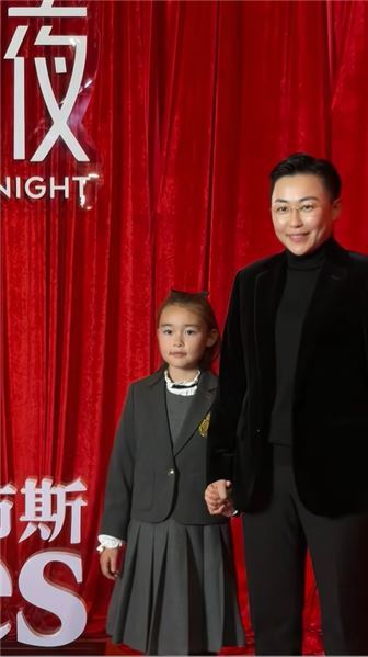 全網吵翻！葉海洋自述：為什么我不要丈夫，卻執意生下四個孩子