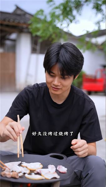 周周和東毛，會復刻許華升黃汝富的故事嗎？