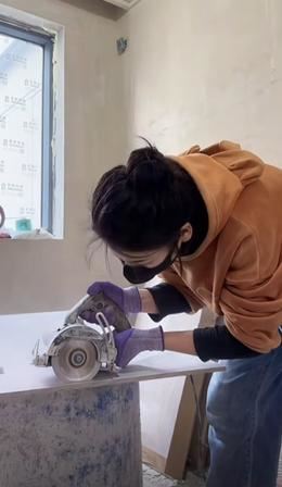 總有人勸我找個男人嫁了，可生活不會因為你是女人就優待你