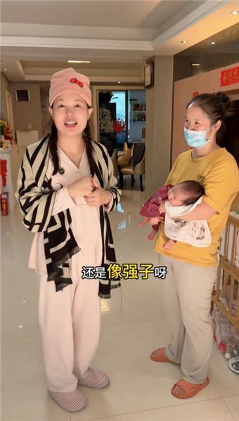 月子里才懂，一位貼心專業的月嫂，能化解家里大半育兒焦慮